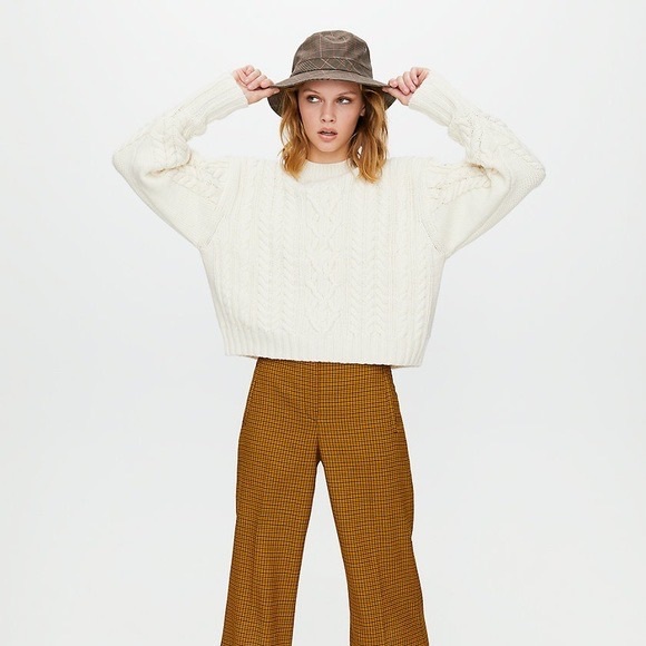 Aritzia Little Moon Cableknit Sweater, Size XS. - Picture 4 of 5
